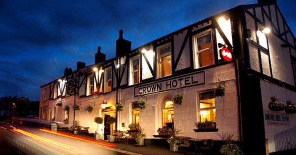 Crown At Worthington Hotel Standish Bagian luar foto